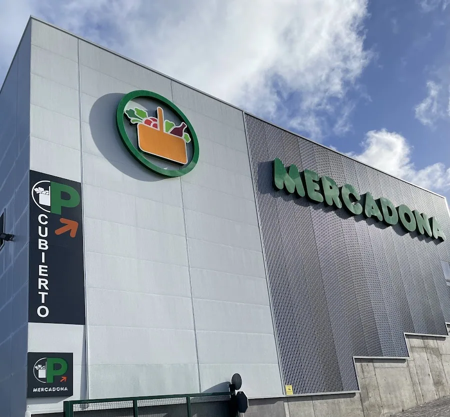 Supermercado Mercadona en Avenida Pontevedra, 53, A Estrada