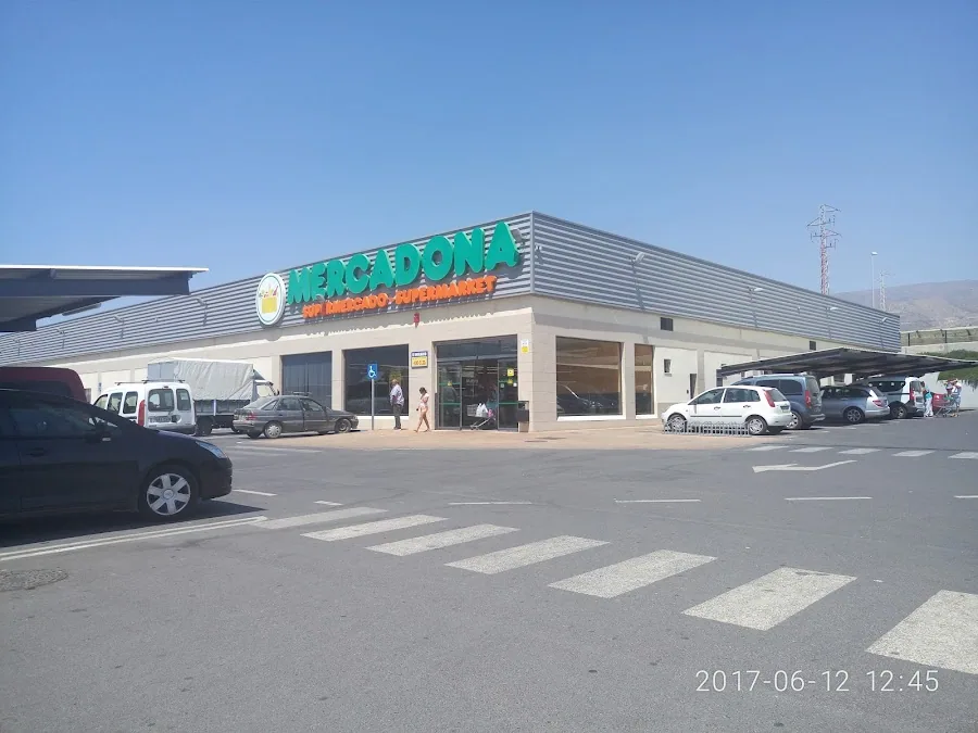 Supermercado Mercadona en Calle Caña de Azúcar, 1, Adra