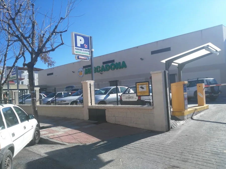 Supermercado Mercadona en Avenida Iberoamérica, s/n, Alcalá la Real
