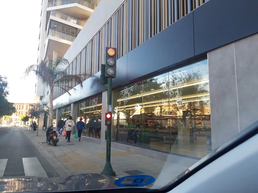 Supermercado Mercadona en Avenida de Sierra Alhamilla, s/n, Almería