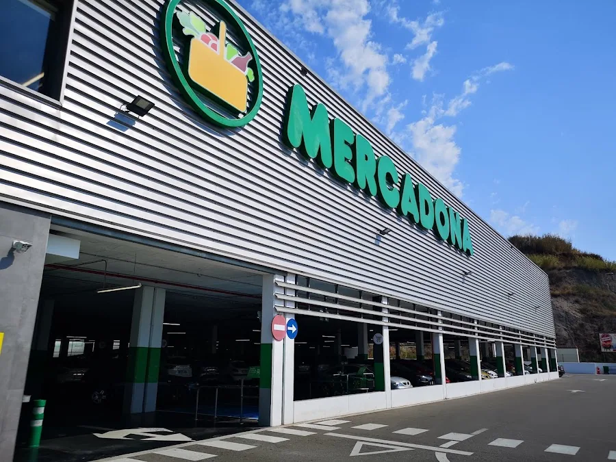 Supermercado Mercadona en Calle 2ral del Camp Desa Mar, 7, Arenys de Mar