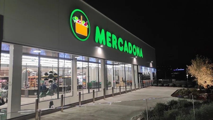 Supermercado Mercadona en Avenida Diputación, 75 (p.i. de Sabón), Arteixo