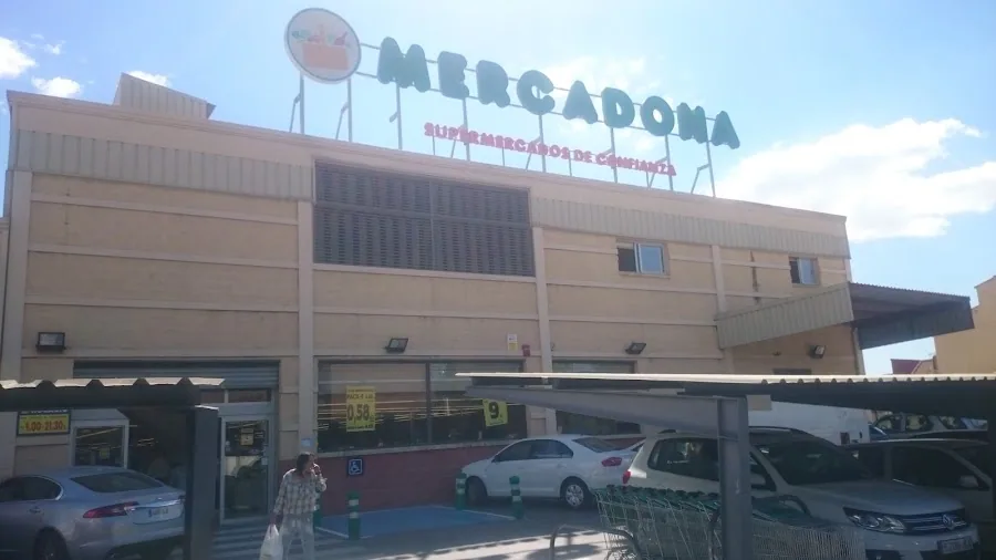 Supermercado Mercadona en Avenida Diputación, 45, Atarfe