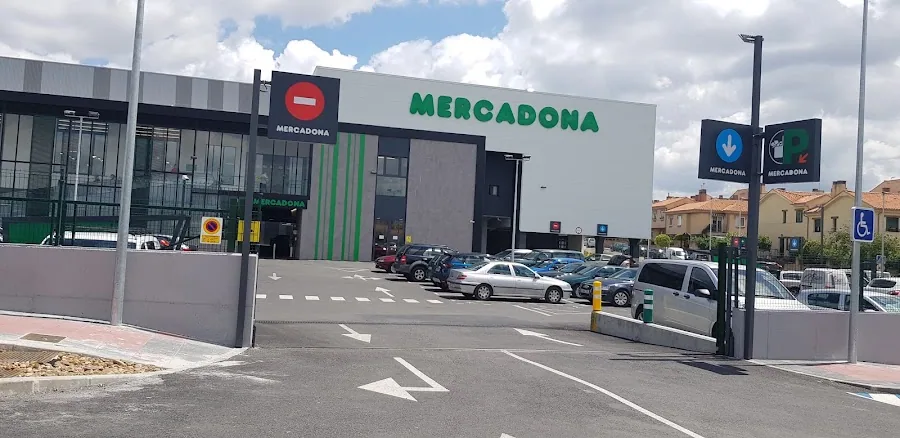 Supermercado Mercadona en Calle Río Chico, 1, Ávila