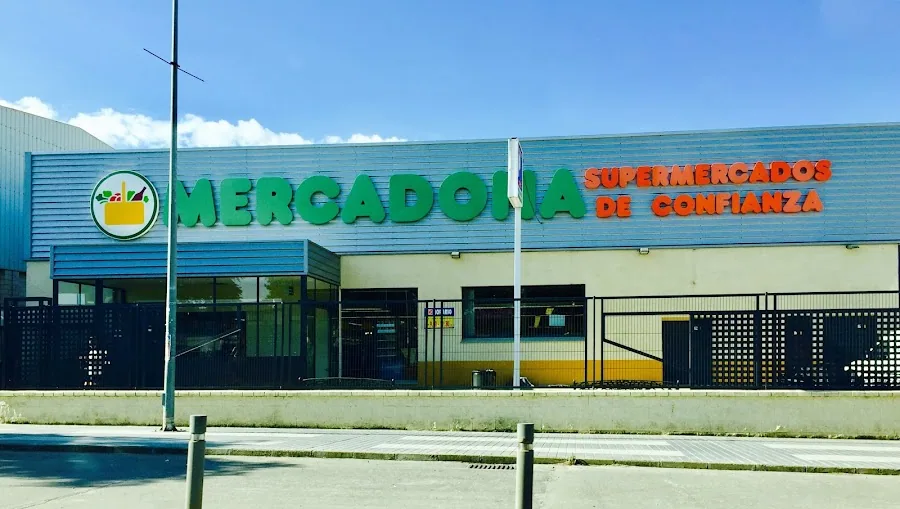 Supermercado Mercadona en Calle Estalajes, 167, Azuaga