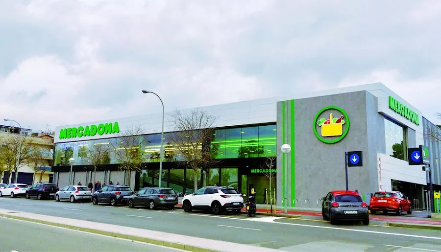 Supermercado Mercadona en Avenida Castell de Vilafortuny, 41, Cambrils