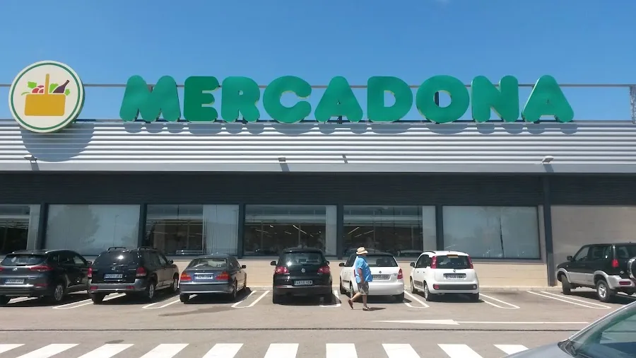 Supermercado Mercadona en Avenida Juan Carlos L, 89, Capdepera