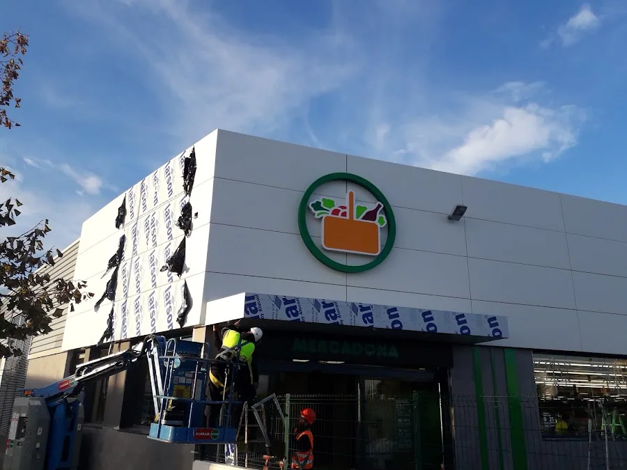 Supermercado Mercadona en Calle Della Vía, 6, Cassà de la Selva