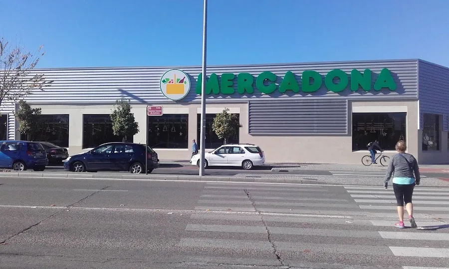 Supermercado Mercadona en Avenida Manolete, s/n, Córdoba