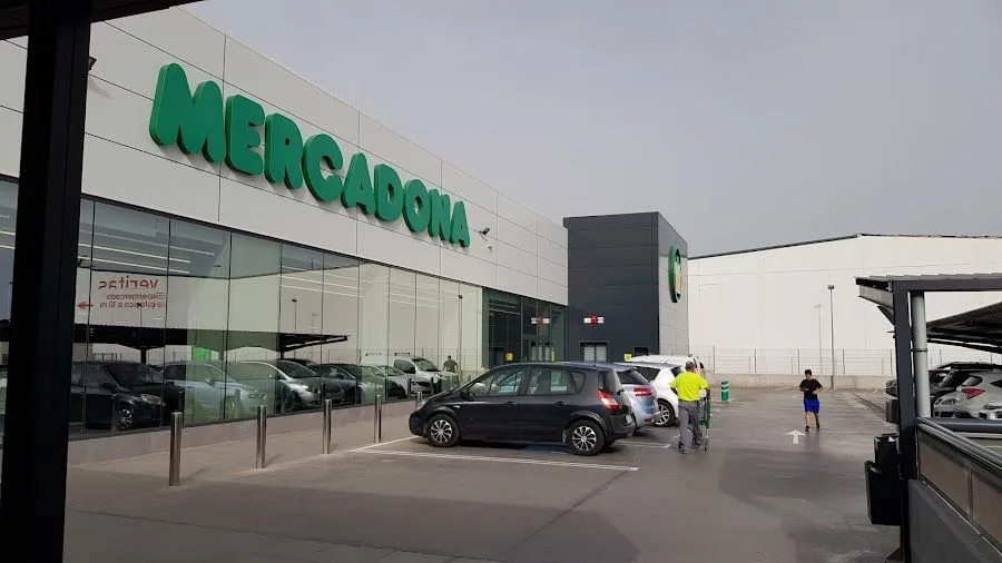 Supermercado Mercadona en Avenida Alicante, 113, Elche