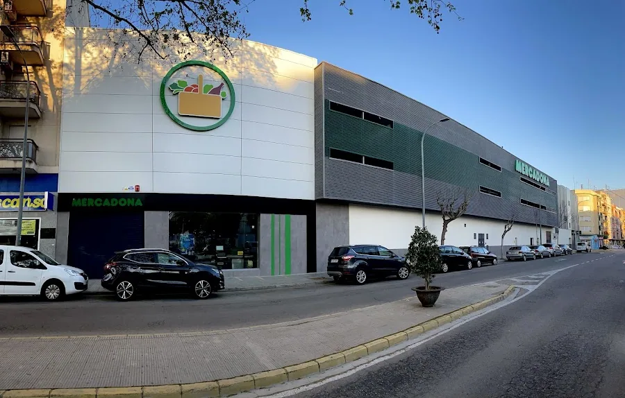 Supermercado Mercadona en Calle Parque de la Estación, 8, Gandia