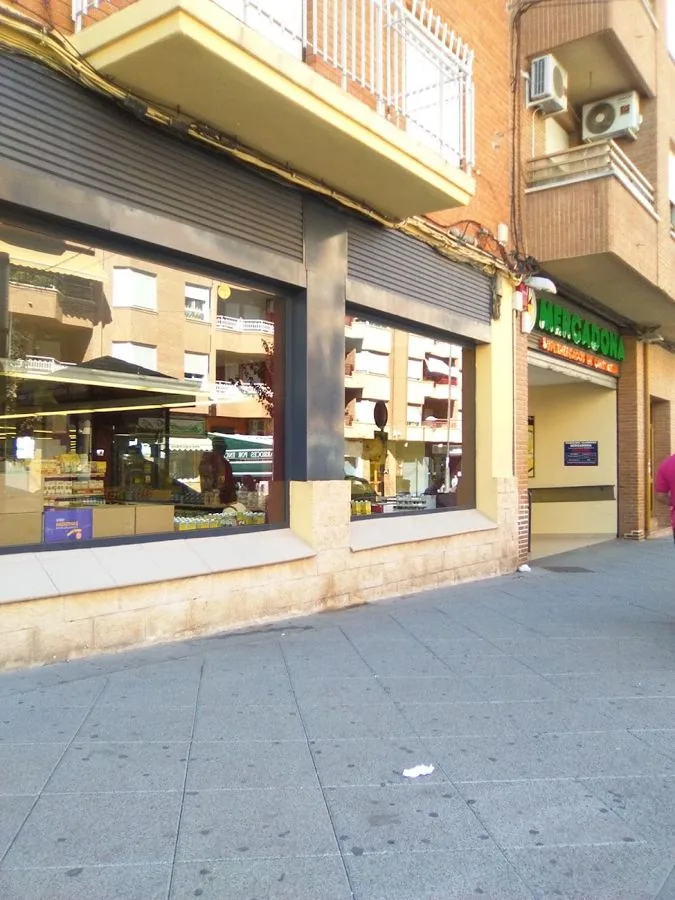 Supermercado Mercadona en Calle Gran Vía, 60, Hellín