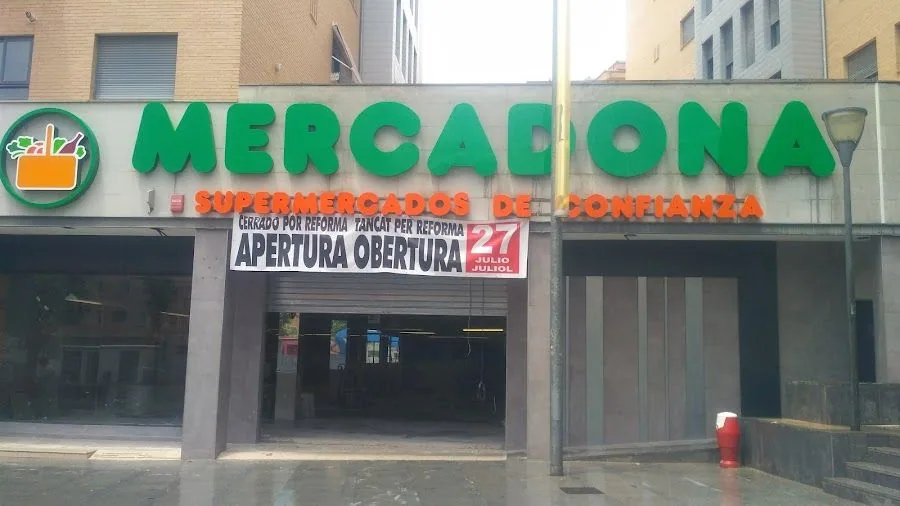 Supermercado Mercadona en Plaza Centenari del Joguet, 1, Ibi