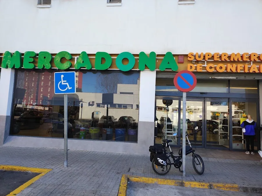 Supermercado Mercadona en Calle del Rocío, s/n, La Línea de la Concepción