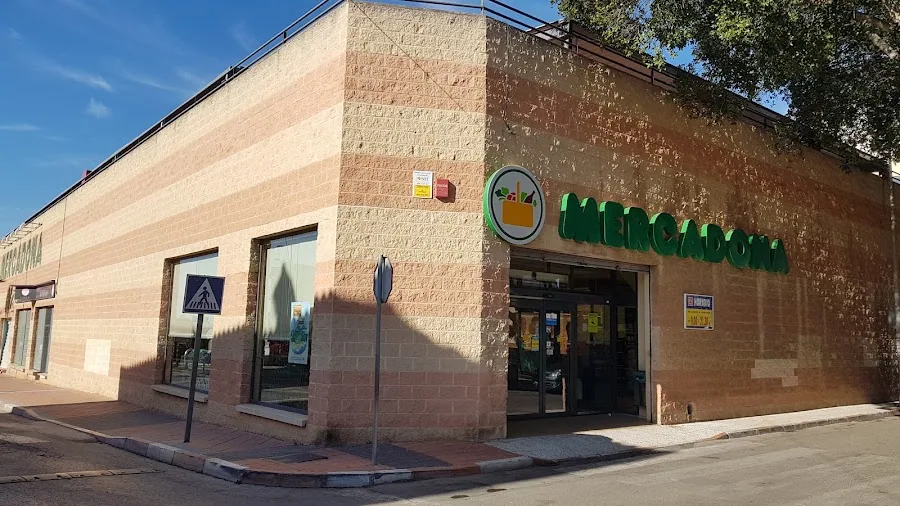 Supermercado Mercadona en Plaza Castelar, 8, La Unión