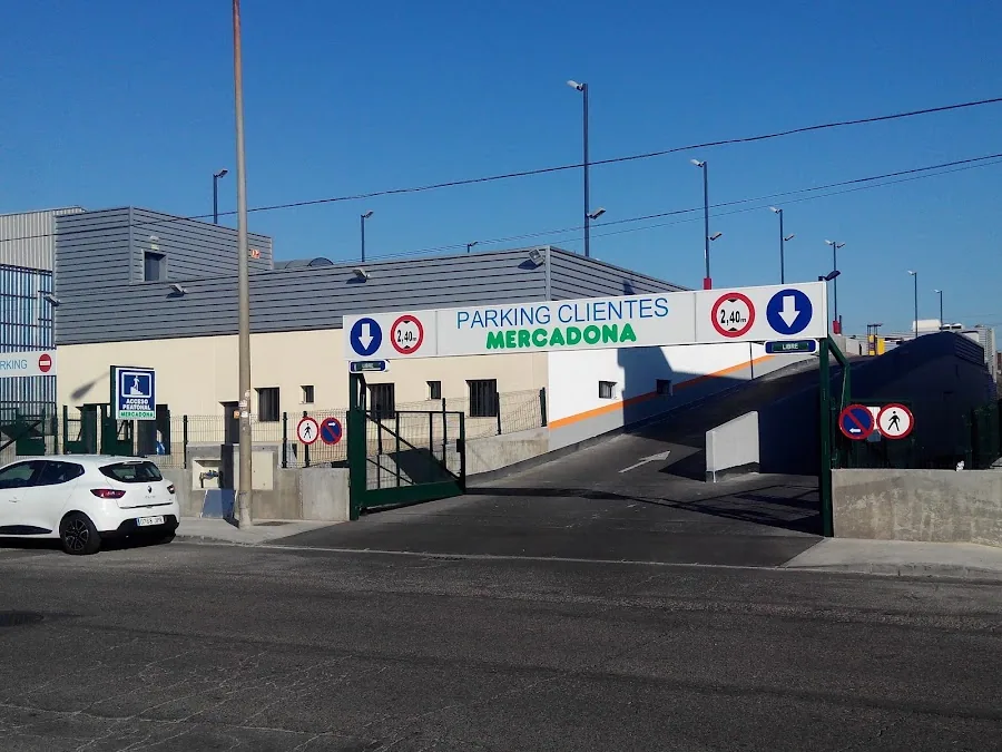 Supermercado Mercadona en Calle Rey Pastor, 46, Leganés