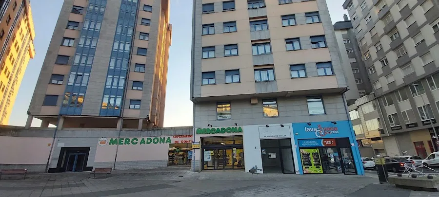 Supermercado Mercadona en Ronda do Carme, 69, Lugo