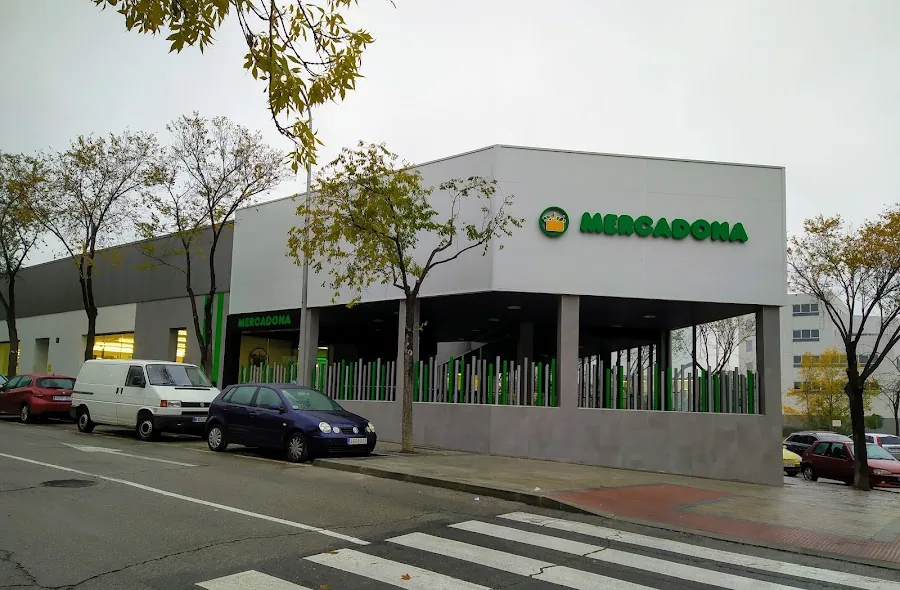 Supermercado Mercadona en Calle Alcañiz, 5, Madrid