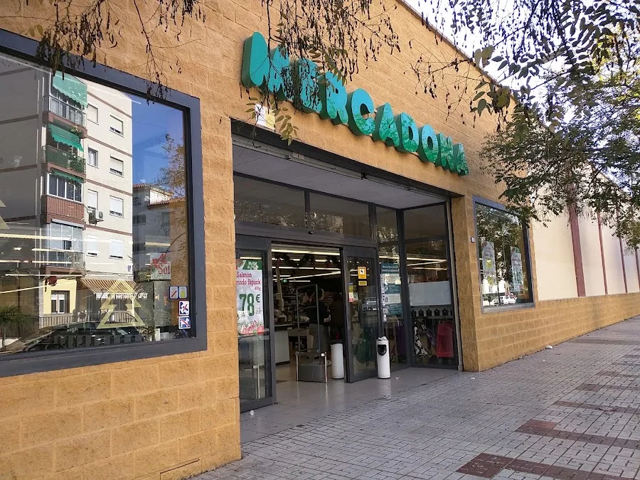 Supermercado Mercadona en Calle Camino San Rafael, 55, Málaga