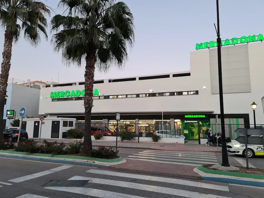 Supermercado Mercadona en Urbanización el Limonar, Mijas