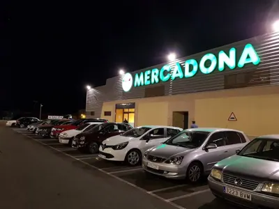 Mercadona Calle Elalmendro, 25, Agüimes