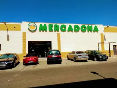 Mercadona P.i. Eljuncal 2, Ctra. de la Rinconada, Brenes