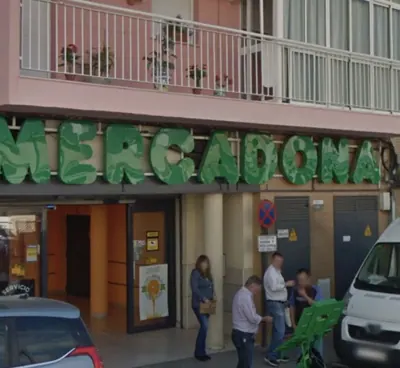 Mercadona Avenida Primero de Mayo, 48, Coria del Río