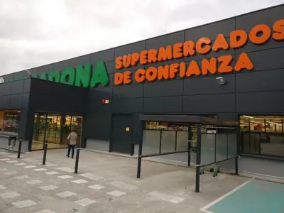 Mercadona Avenida Dealvedro, 5, Culleredo
