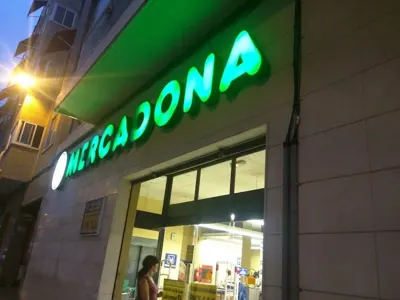 Mercadona Calle Pedro Juan Perpinyá, s/n, Elche