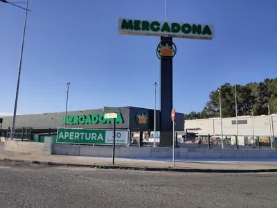 Mercadona Rúa Áncoras, s/n, Fene