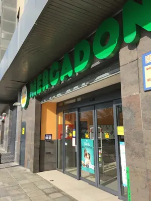 Mercadona Avenida de la Ilustración, 51, Granada
