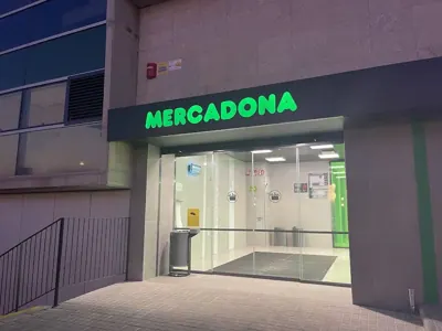Mercadona Avenida Mare de Déu de Bellvitge, 3, L'Hospitalet de Llobregat