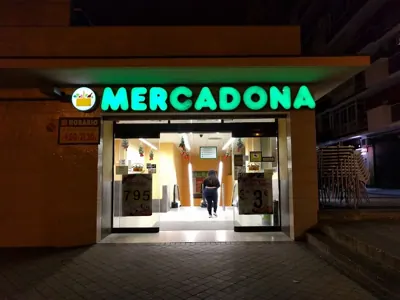 Mercadona Calle Virgen de la Paz, 16, Madrid