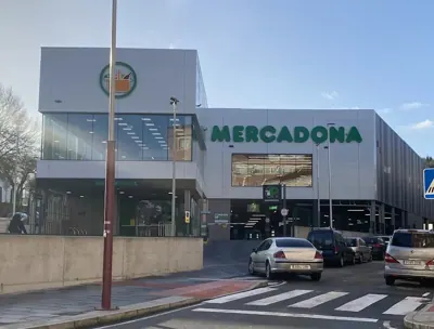 Mercadona Rúa República Arxentina, 14, Marín