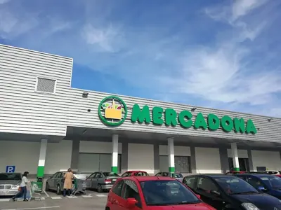 Mercadona Avenida Ramón Núñez Montero, 52, Oleiros