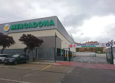 Mercadona Calle Jorge Manrique, 4, Segovia