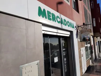 Mercadona Calle Secundino Delgado, 32, Telde