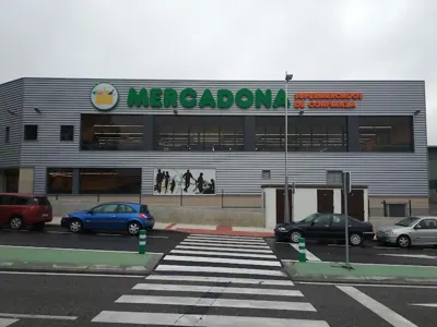 Mercadona Lugar Regueiro, 6 (áreas), Tui