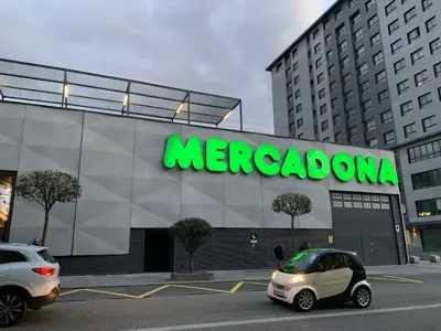 Mercadona Rúa Pizarro, 18, Vigo