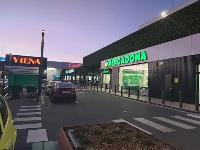 Mercadona Calle de L'Acer, 3, Vilanova i la Geltrú