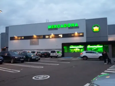 Mercadona Avenida Cataluña, 101, Zaragoza