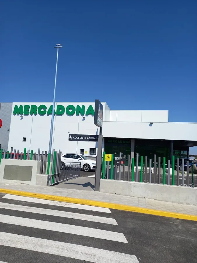 Supermercado Mercadona en Ronda de la Trinidad, 25, Morón de la Frontera