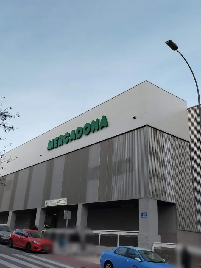 Supermercado Mercadona en Calle Moraleja de en Medio, 6, Móstoles