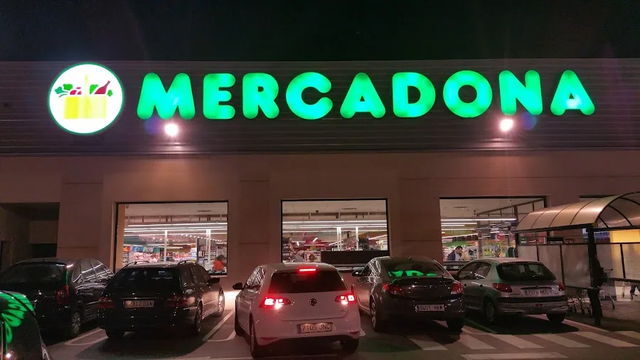 Supermercado Mercadona en Calle Ramón Verea, 2, Móstoles
