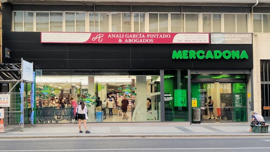 Supermercado Mercadona en Gran Vía Escultor Salzillo, 7, Murcia