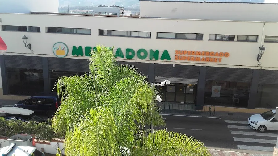 Supermercado Mercadona en Calle San Miguel, 11, Nerja
