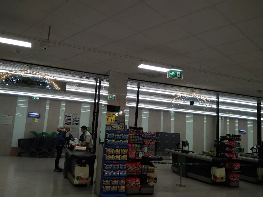 Supermercado Mercadona en Avenida Santiago, T7, Ourense