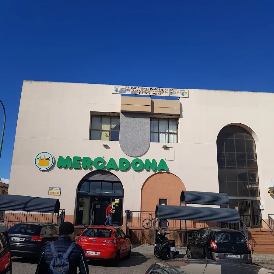 Supermercado Mercadona en Calle Bartolomé Surera y Misserol, 4, Palma