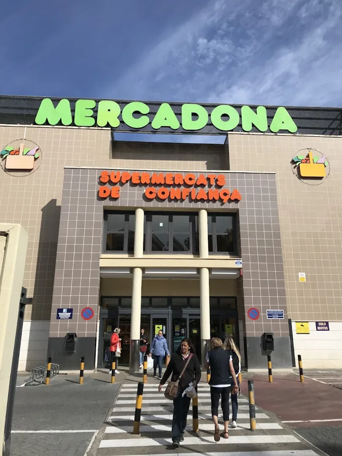 Supermercado Mercadona en Calle Joan Miró, 4, Palma