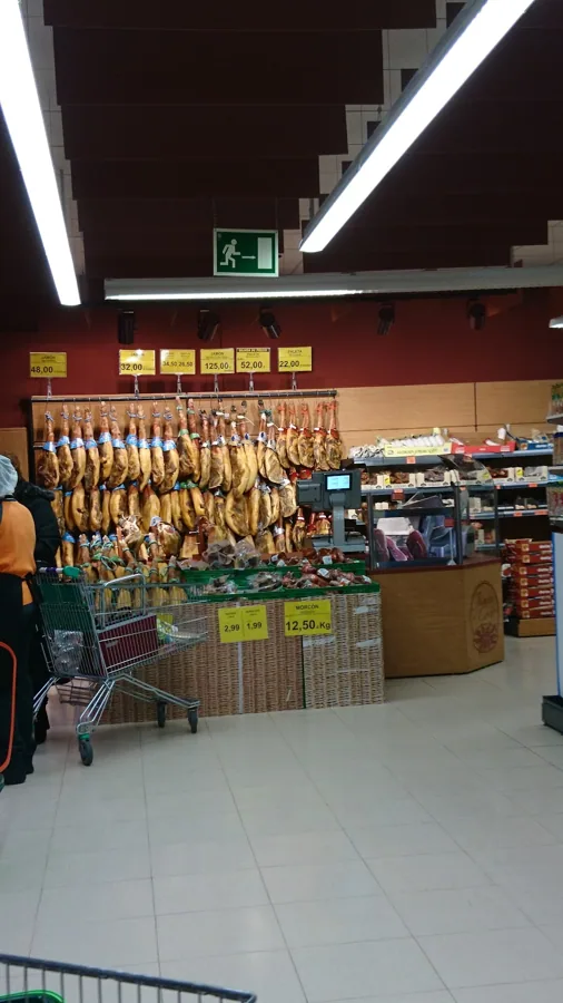 Supermercado Mercadona en Calle Santiago Madrigal, 40, Salamanca